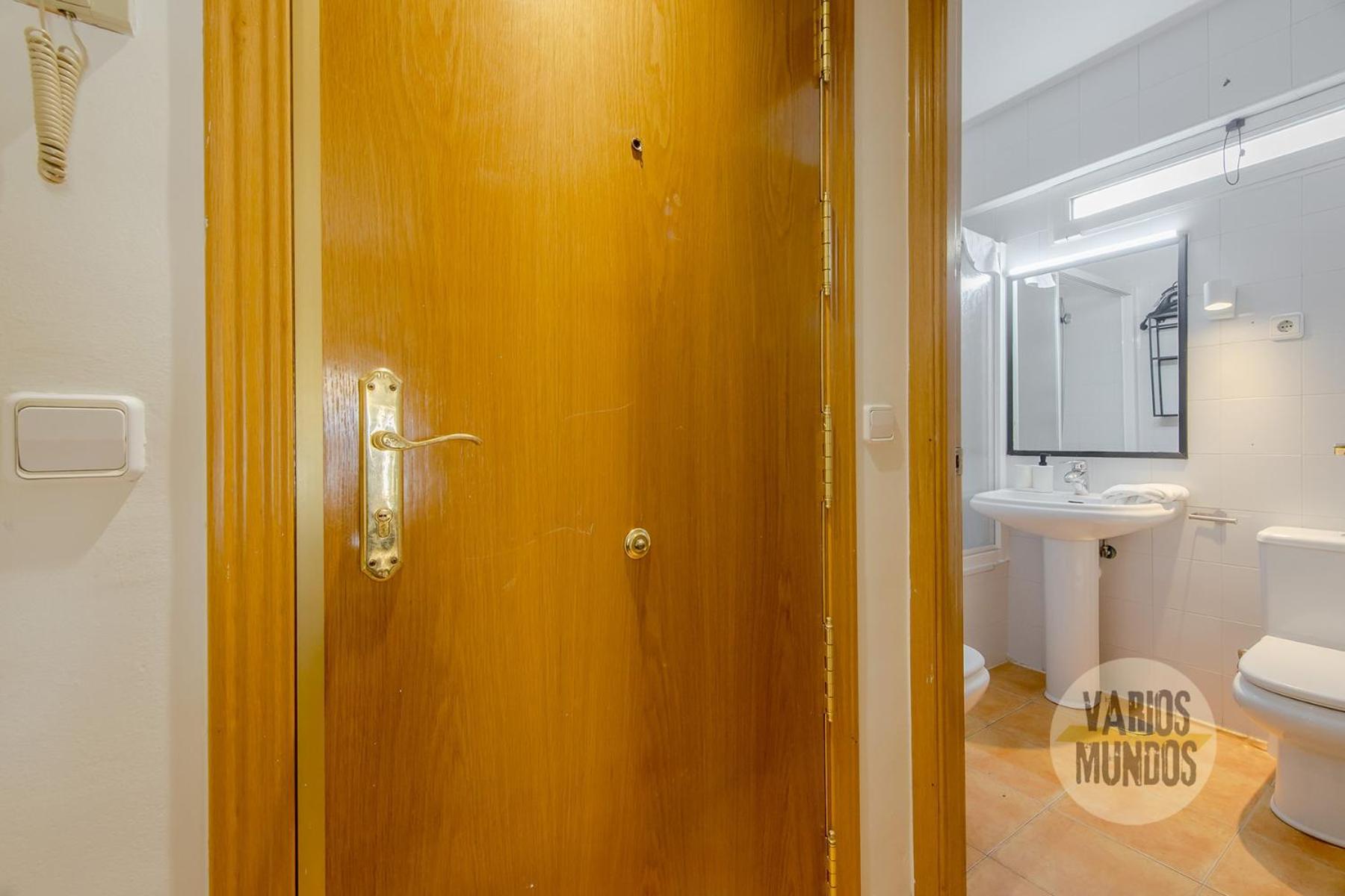 Nuevo Atico Loft 1Hab 3Pax En La Plaza De Chueca Apartment Madrid Luaran gambar